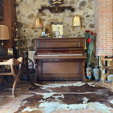 Posada De Sena Екстер'єр фото