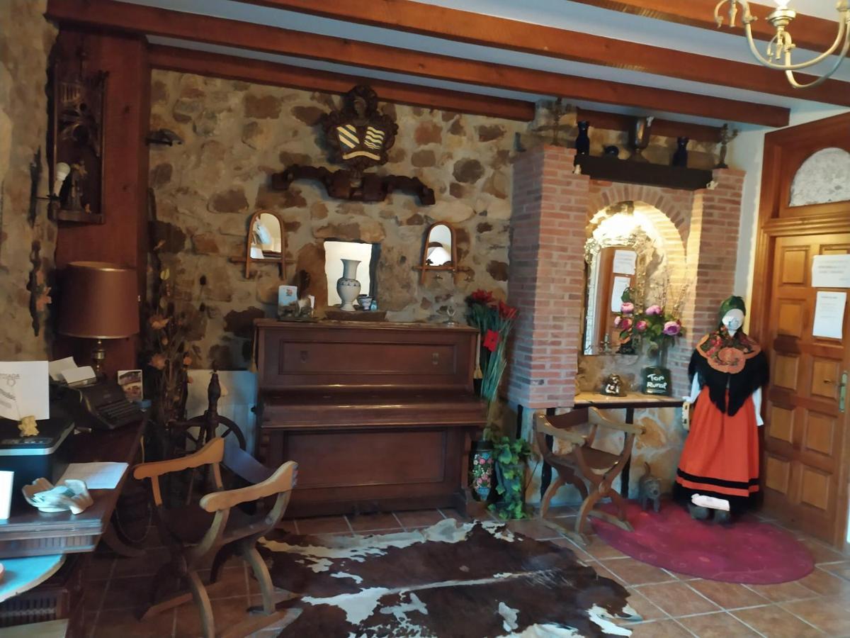 Posada De Sena Екстер'єр фото